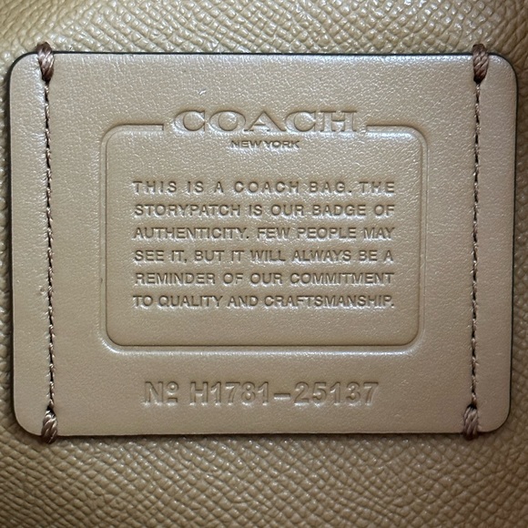 Coach Charlie Medium Carryall 25137 LI/Beechwood - Picture 10 of 11